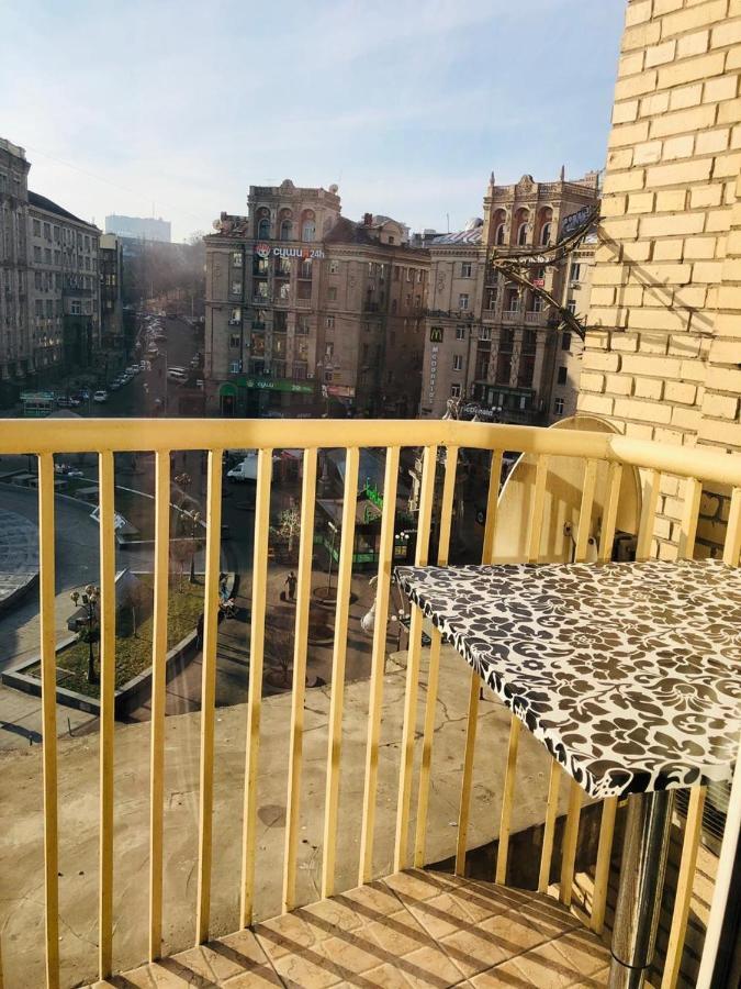 Amazing View Of Maydan! Apartment Kyiv Exterior photo